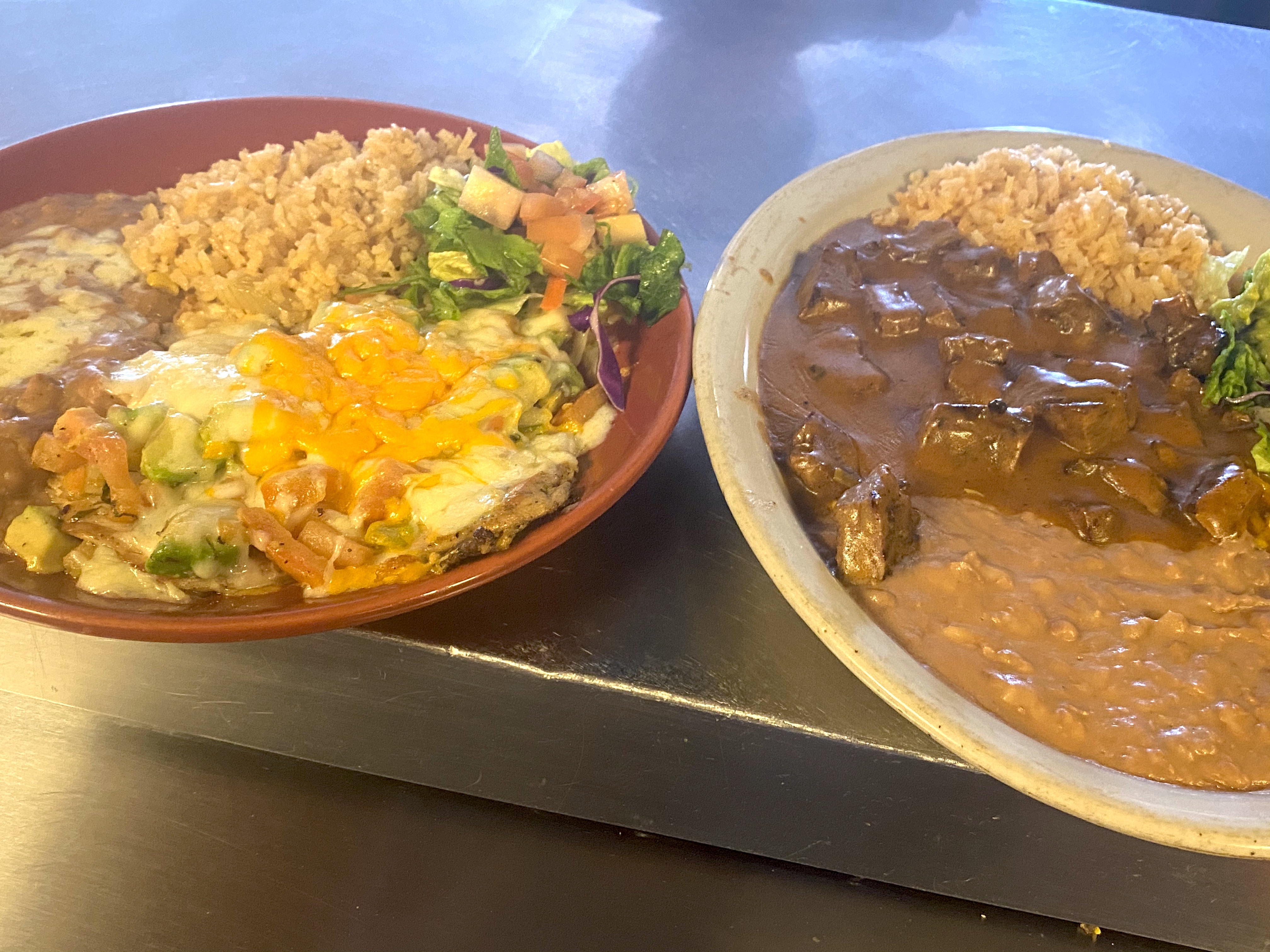 Carne Guisada plate