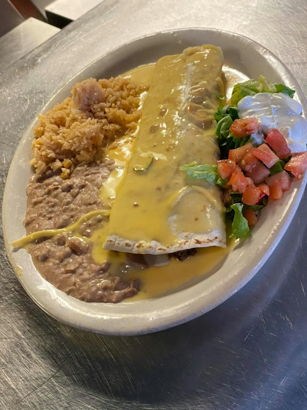 Burrito el grande plate